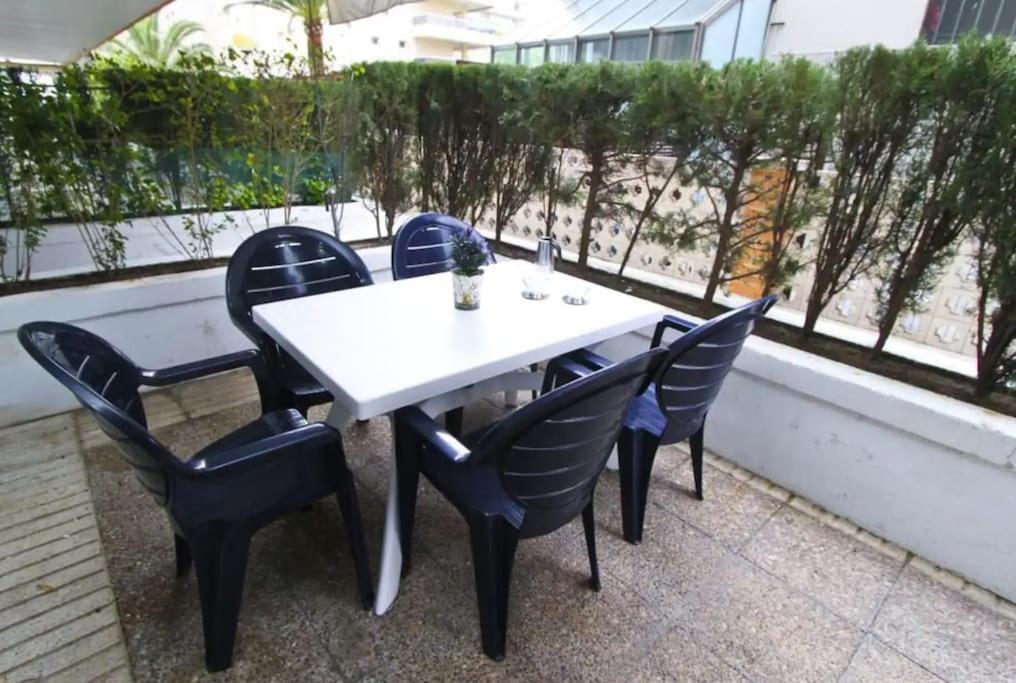 סאלו White Beach 100M Playa, Wifi, Pool 6Pax מראה חיצוני תמונה